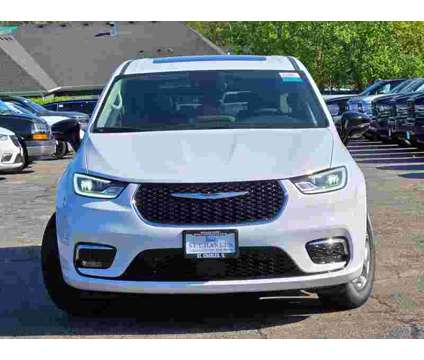 2024 Chrysler Pacifica Limited is a White 2024 Chrysler Pacifica Limited Car for Sale in Saint Charles IL