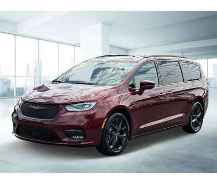 2022 Chrysler Pacifica Limited is a Red 2022 Chrysler Pacifica Limited Car for Sale in Medford NY