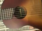 Yamaha GL1 Mini 6-String Nylon Guitalele Tobacco Sunburst