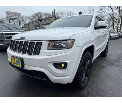 2014 Jeep Grand Cherokee for sale is a 2014 Jeep grand cherokee Car for Sale in Lawrence MA