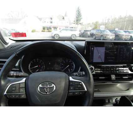 2020 Toyota Highlander Platinum is a Black 2020 Toyota Highlander Car for Sale in Laconia NH