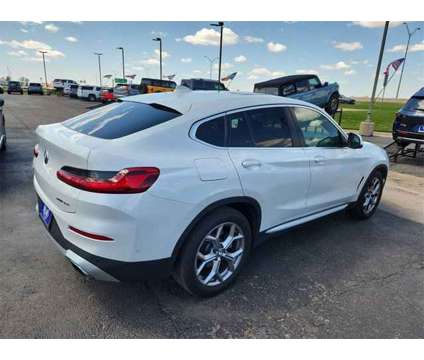 2022 BMW X4 xDrive30i is a White 2022 BMW X4 xDrive30i Car for Sale in Lubbock TX