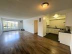 $2295/5030 MAPLEWOOD AVE. #104-2BR, 2BTH-Renovated, hardwood floors, lots of...