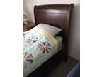 twin sleigh bed