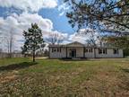 Home For Sale In Charlotte, Tennessee