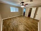 8706 Collingsdale Rd La Porte, TX