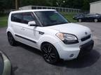 2011 Kia Soul White, 153K miles