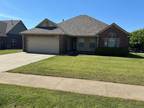 Home For Sale In Coweta, Oklahoma