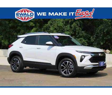 2024 Chevrolet TrailBlazer LT is a White 2024 Chevrolet trail blazer LT SUV in Oconomowoc WI