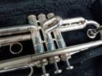 Vintage Accord Elkhart Trumpet 353864 W/ Carrying Case & Mouthpiece