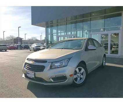 2016 Chevrolet Cruze Limited 1LT Auto is a Silver 2016 Chevrolet Cruze Limited 1LT Sedan in Elmhurst IL