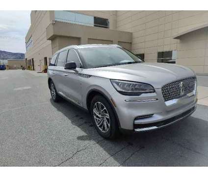 2021 Lincoln Aviator Standard is a Silver 2021 Lincoln Aviator Car for Sale in Henderson NV