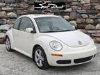 2008 Volkswagen New Beetle Triple White