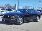 2005 Ford Mustang GT Deluxe