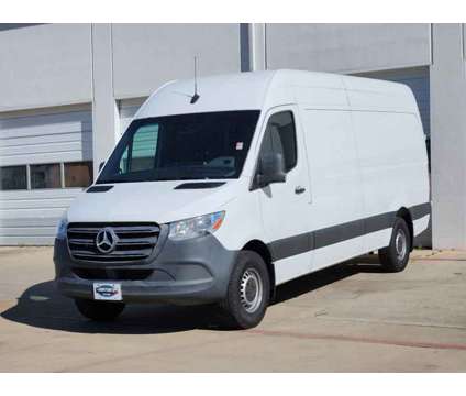 2021UsedMercedes-BenzUsedSprinterUsed2500 High Roof I4 Gas 170 RWD is a White 2021 Mercedes-Benz Sprinter Car for Sale in Lewisville TX