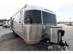 2024 Airstream Trade Wind 25FB TWIN