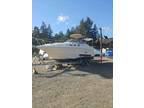 2000 Regal 2660 Commodore Boat for Sale