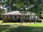 Home For Rent In Pineville, North Carolina