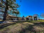 Home For Sale In Sumner, Texas