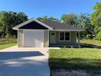 Home For Sale In Lake Butler, Florida