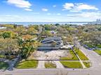 Home For Sale In Saint Petersburg, Florida