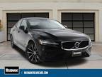 2021 Volvo S60 T6 Momentum