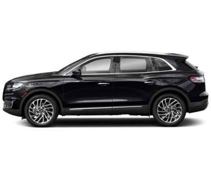2019 Lincoln Nautilus Standard is a Silver 2019 SUV in Charleston SC