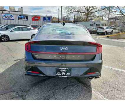 2020 Hyundai Sonata SEL is a Grey 2020 Hyundai Sonata Sedan in Bloomfield NJ