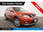 2015 Nissan Rogue Red, 92K miles