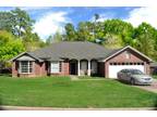 Open Layout Home in Kingwood II