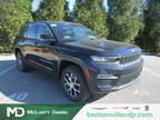 2024 Jeep grand cherokee Black, 11 miles