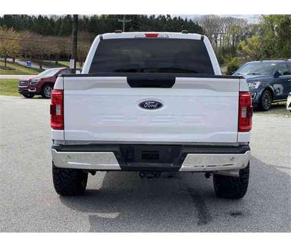 2022 Ford F-150 XLT is a White 2022 Ford F-150 XLT Truck in Anderson SC