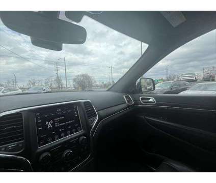 2018 Jeep Grand Cherokee Limited 4x4 is a Silver 2018 Jeep grand cherokee Limited SUV in Utica NY