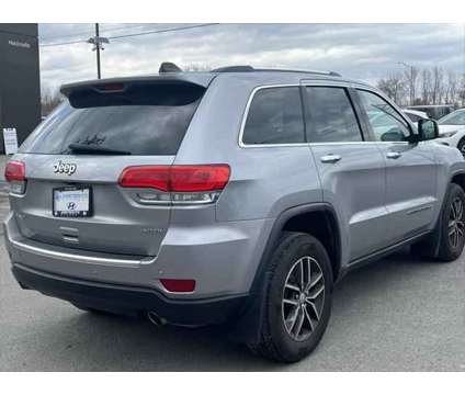 2018 Jeep Grand Cherokee Limited 4x4 is a Silver 2018 Jeep grand cherokee Limited SUV in Utica NY