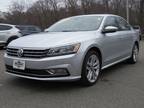 2017 Volkswagen Passat V6 SEL Premium