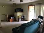 2 bed in Sidney ,Maine