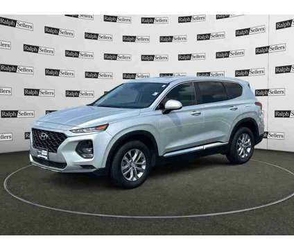 2019UsedHyundaiUsedSanta FeUsed2.4L Auto FWD is a Silver 2019 Hyundai Santa Fe Car for Sale in Gonzales LA