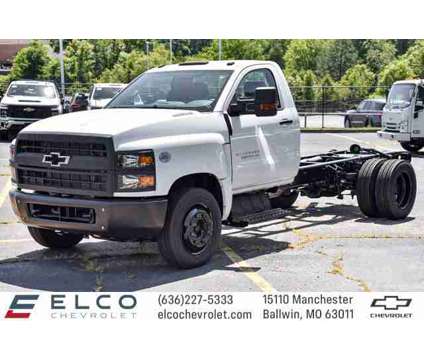 2024 Chevrolet Silverado MD Work Truck is a White 2024 Chevrolet Silverado Truck in Ballwin MO