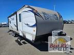 2015 Forest River Wildwood X-Lite 252RLXL 30ft