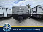 2024 Jayco Jay Flight 331BTS 37ft