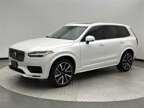 2021 Volvo XC90 T6 Momentum