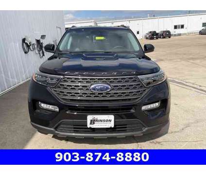 2024 Ford Explorer XLT is a Black 2024 Ford Explorer XLT SUV in Corsicana TX