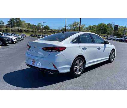 2019 Hyundai Sonata Limited is a White 2019 Hyundai Sonata Limited Sedan in Tuscaloosa AL