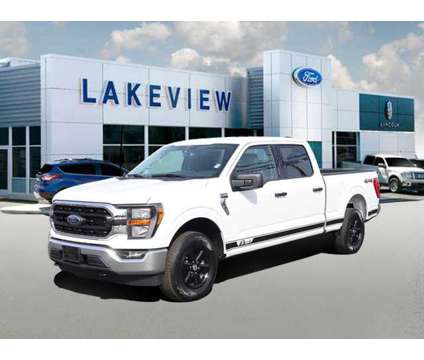 2023 Ford F-150 XLT is a White 2023 Ford F-150 XLT Truck in Battle Creek MI