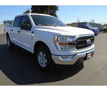 2022 Ford F-150 XLT is a White 2022 Ford F-150 XLT Truck in Salem OR