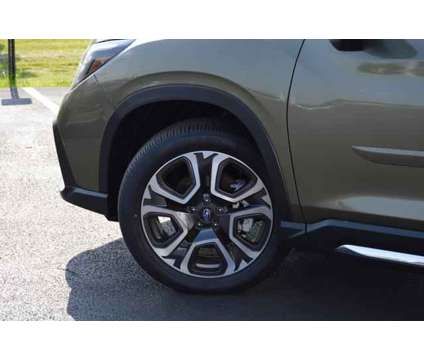 2024 Subaru Ascent Limited 7-Passenger is a Green 2024 Subaru Ascent SUV in Highland Park IL