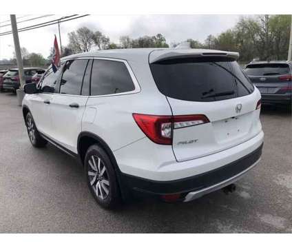 2019 Honda Pilot EX-L is a White 2019 Honda Pilot EX Truck in Evansville IN