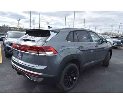 2024 Volkswagen Atlas Cross Sport 2.0T SE w/Technology is a Grey, Silver 2024 Volkswagen Atlas SUV in Highland Park IL