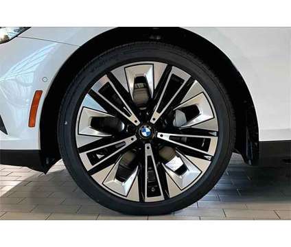 2024 BMW 5 Series i xDrive is a White 2024 BMW 5-Series Sedan in Grand Blanc MI