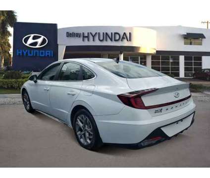 2021 Hyundai Sonata SEL is a White 2021 Hyundai Sonata Sedan in Delray Beach FL